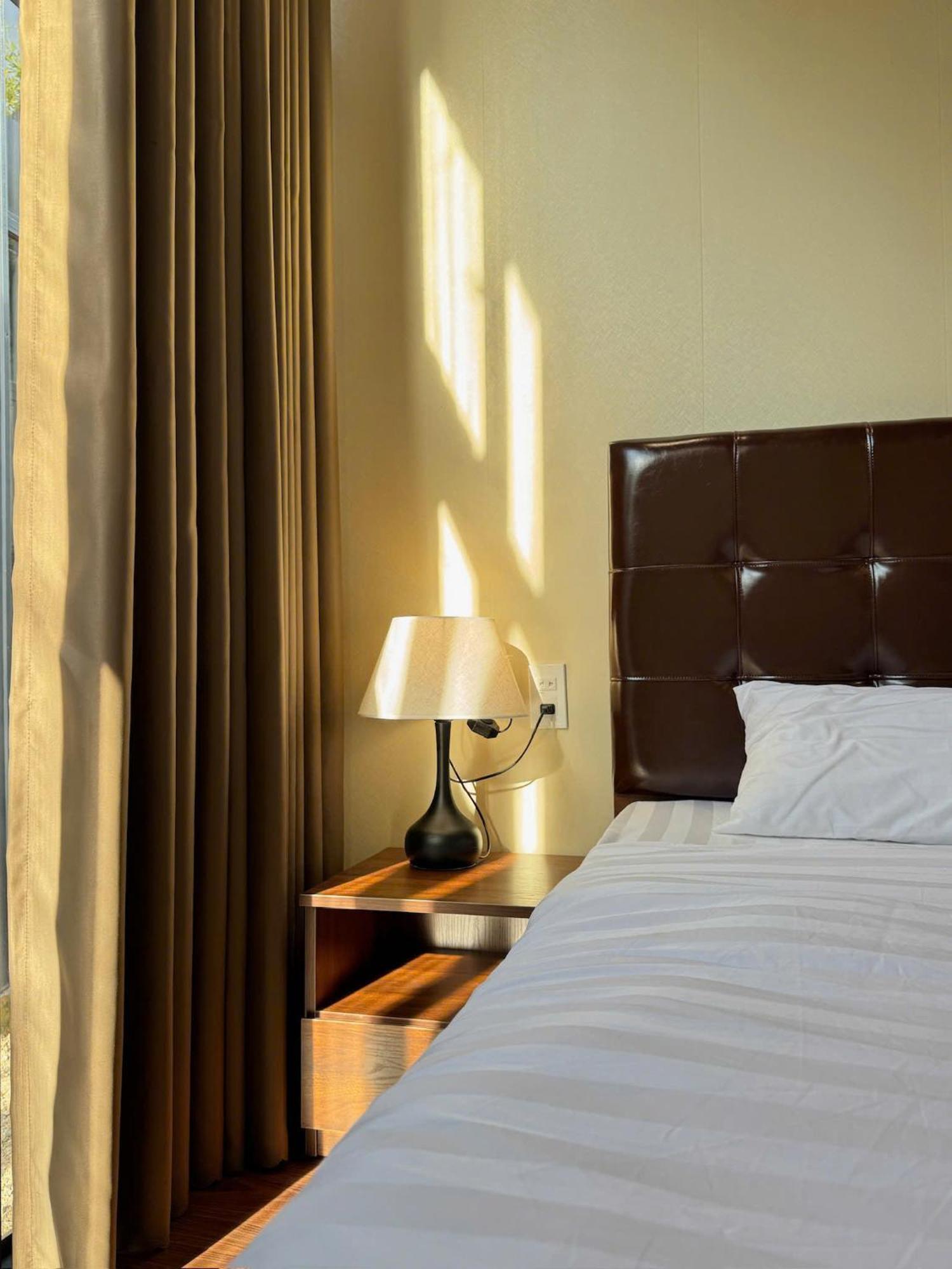 Q Garden Homestay Хатьен Экстерьер фото